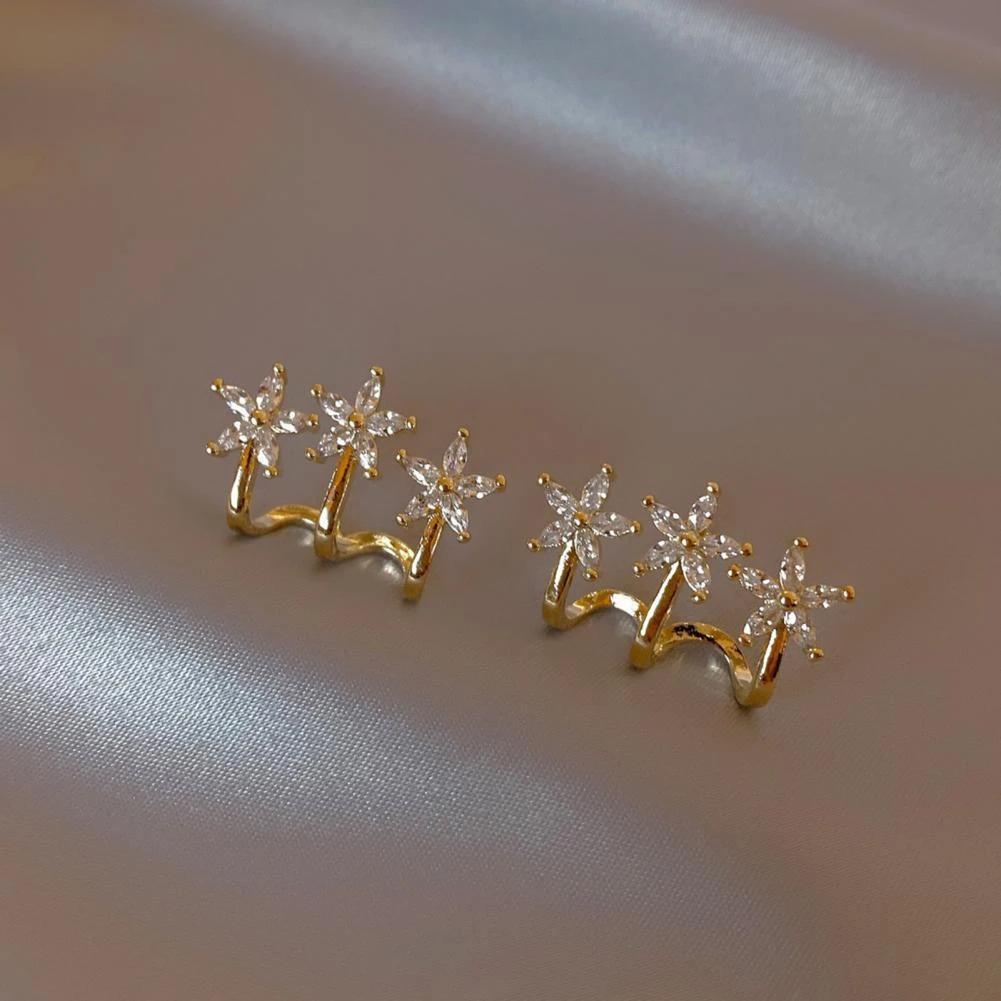 Korean Earrings : Gold Plated Stud